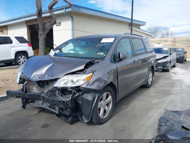 Photo 1 VIN: 5TDKK3DC7GS731699 - TOYOTA SIENNA 