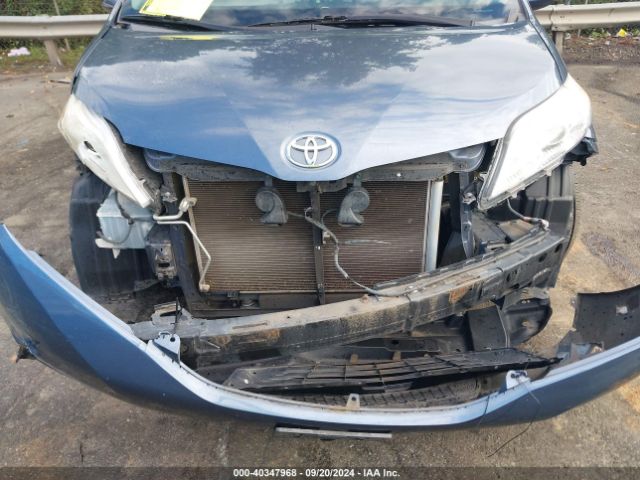 Photo 5 VIN: 5TDKK3DC7GS749510 - TOYOTA SIENNA 