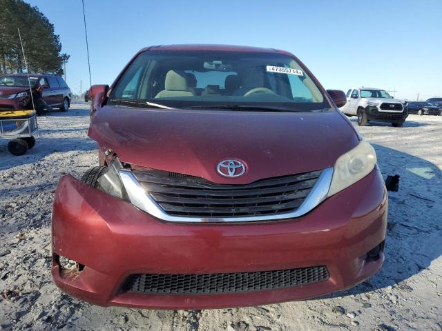 Photo 4 VIN: 5TDKK3DC8BS004502 - TOYOTA SIENNA LE 