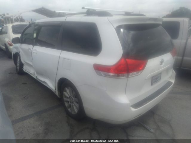 Photo 2 VIN: 5TDKK3DC8BS047429 - TOYOTA SIENNA 