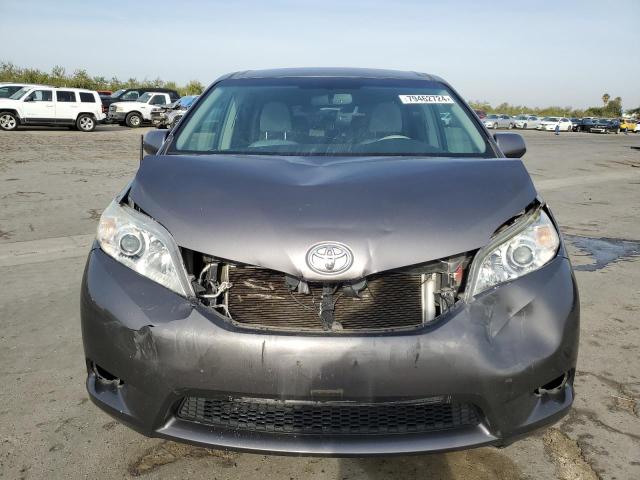 Photo 4 VIN: 5TDKK3DC8BS047964 - TOYOTA SIENNA LE 