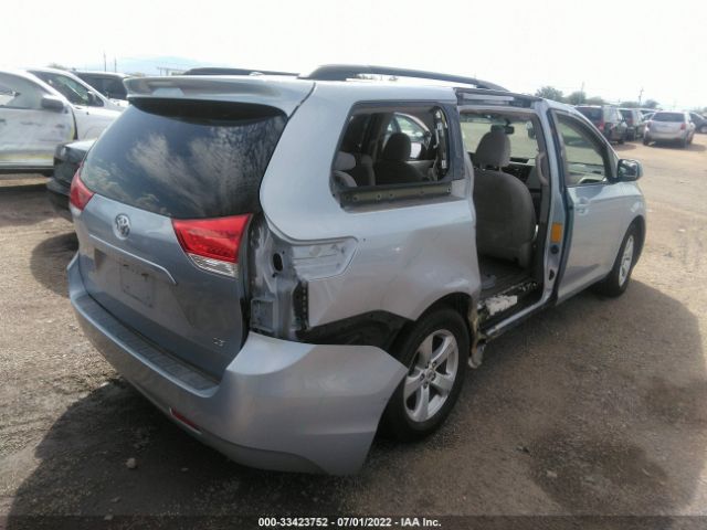 Photo 3 VIN: 5TDKK3DC8BS061587 - TOYOTA SIENNA 