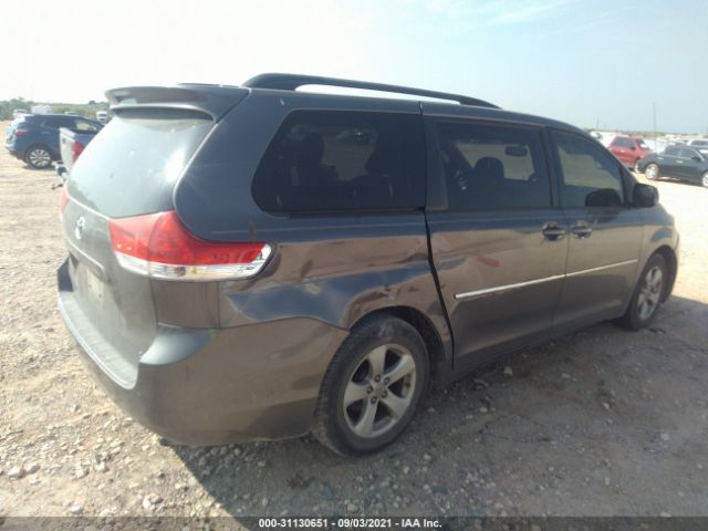 Photo 5 VIN: 5TDKK3DC8BS069267 - TOYOTA SIENNA 