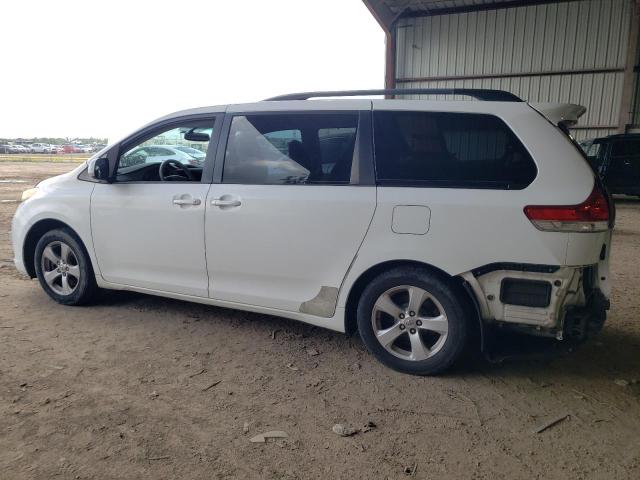 Photo 1 VIN: 5TDKK3DC8BS082598 - TOYOTA SIENNA LE 