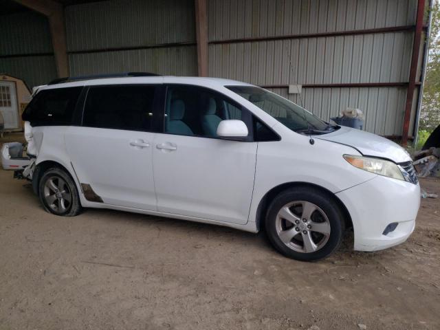 Photo 3 VIN: 5TDKK3DC8BS082598 - TOYOTA SIENNA LE 