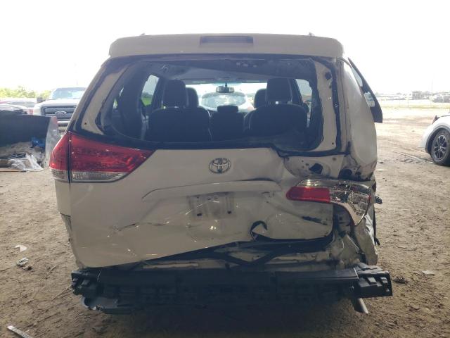 Photo 5 VIN: 5TDKK3DC8BS082598 - TOYOTA SIENNA LE 