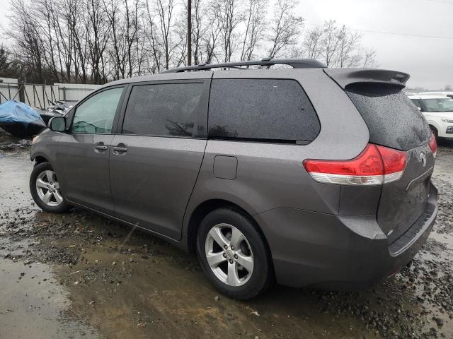 Photo 1 VIN: 5TDKK3DC8BS085369 - TOYOTA SIENNA LE 