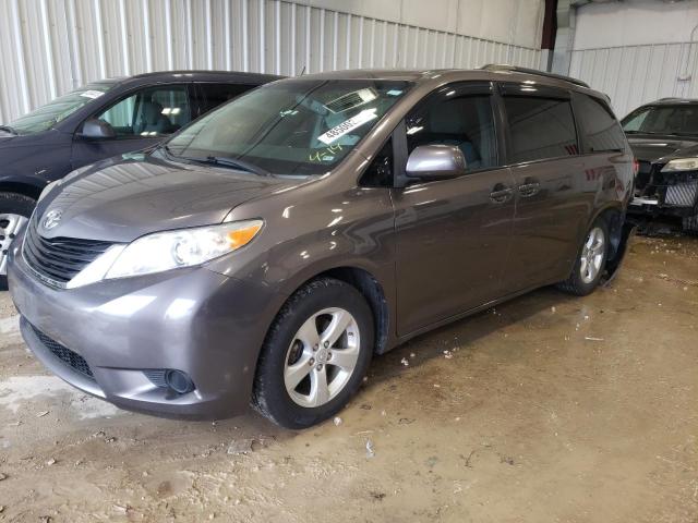 Photo 0 VIN: 5TDKK3DC8BS088806 - TOYOTA SIENNA LE 