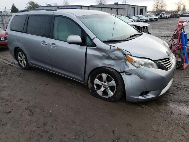 Photo 3 VIN: 5TDKK3DC8BS099420 - TOYOTA SIENNA LE 