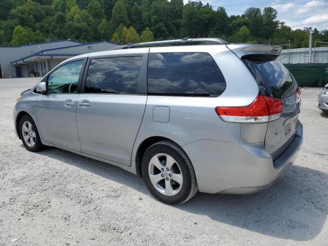 Photo 1 VIN: 5TDKK3DC8BS104552 - TOYOTA SIENNA LE 