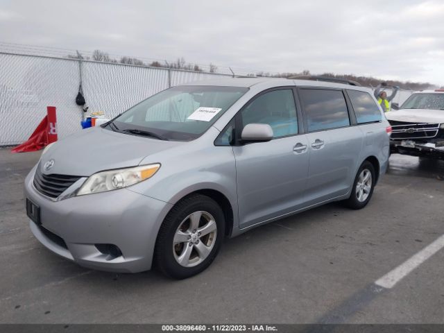 Photo 1 VIN: 5TDKK3DC8BS113171 - TOYOTA SIENNA 