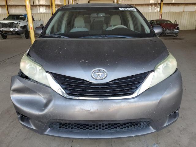 Photo 4 VIN: 5TDKK3DC8BS130939 - TOYOTA SIENNA LE 