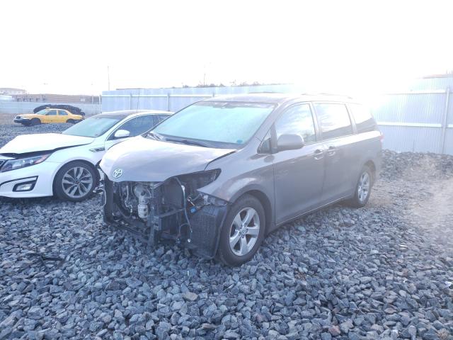 Photo 1 VIN: 5TDKK3DC8CS185604 - TOYOTA SIENNA LE 