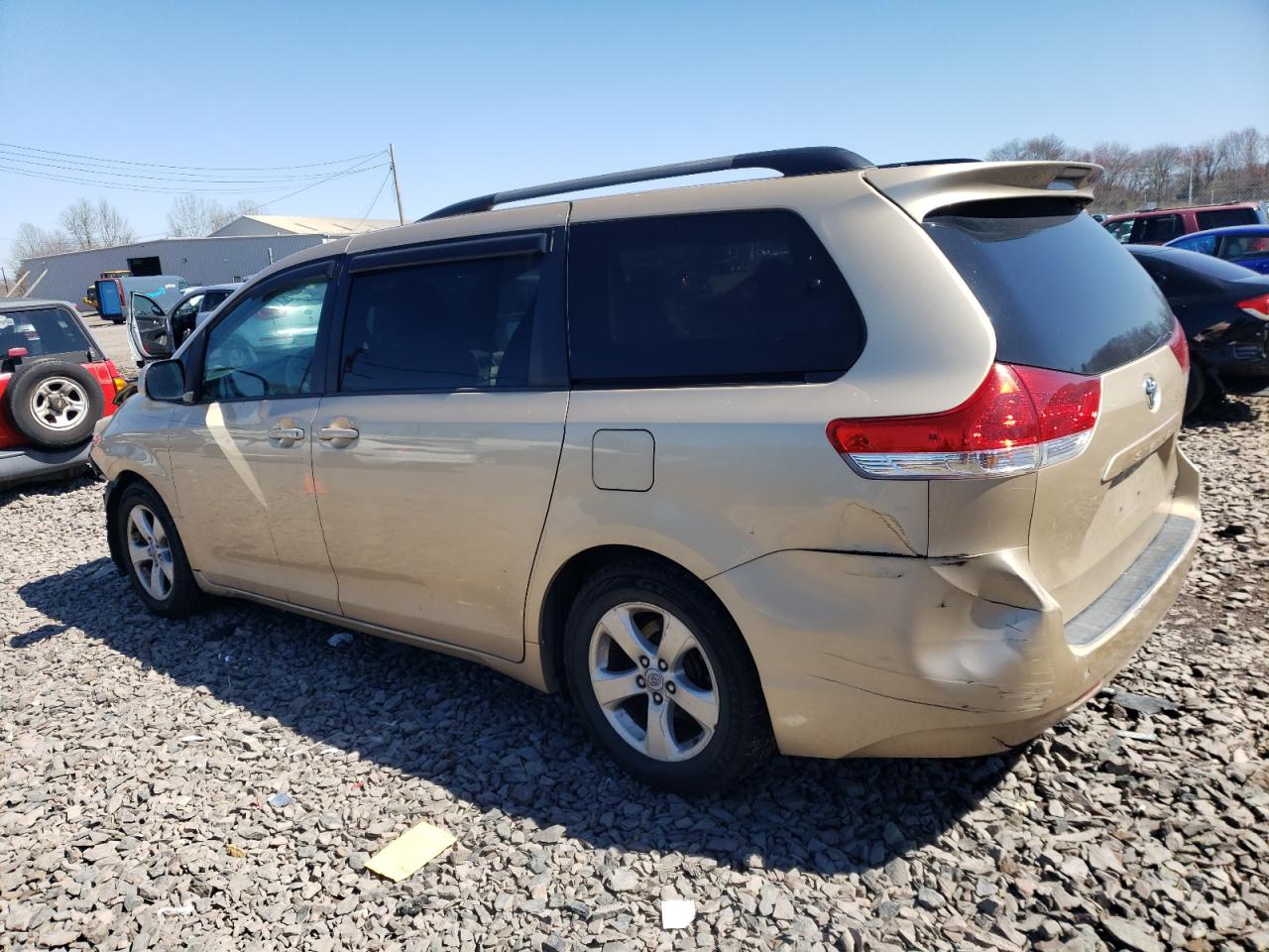 Photo 1 VIN: 5TDKK3DC8CS223655 - TOYOTA SIENNA 