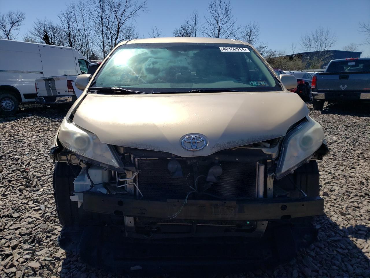 Photo 4 VIN: 5TDKK3DC8CS223655 - TOYOTA SIENNA 