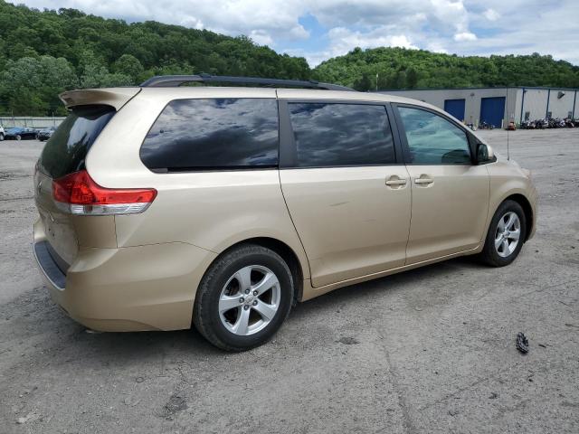 Photo 2 VIN: 5TDKK3DC8CS238494 - TOYOTA SIENNA LE 