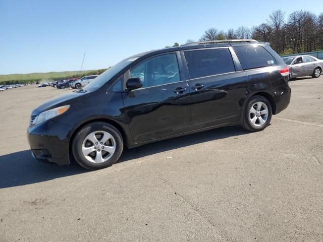 Photo 0 VIN: 5TDKK3DC8CS255277 - TOYOTA SIENNA LE 