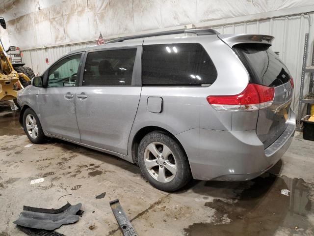 Photo 1 VIN: 5TDKK3DC8CS265193 - TOYOTA SIENNA LE 