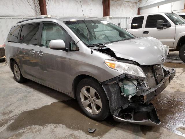 Photo 3 VIN: 5TDKK3DC8CS265193 - TOYOTA SIENNA LE 