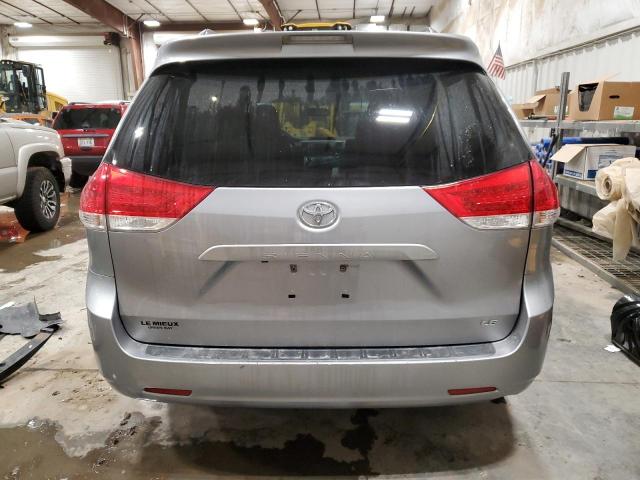 Photo 5 VIN: 5TDKK3DC8CS265193 - TOYOTA SIENNA LE 