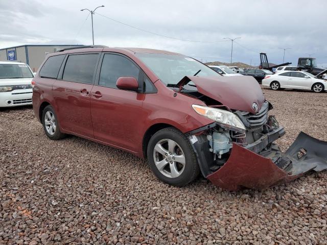 Photo 3 VIN: 5TDKK3DC8CS277926 - TOYOTA SIENNA LE 