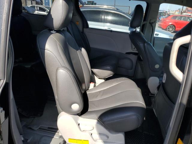 Photo 10 VIN: 5TDKK3DC8DS283923 - TOYOTA SIENNA LE 