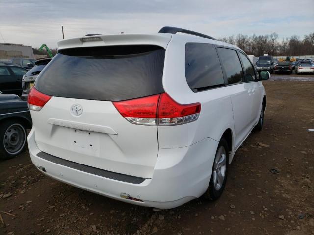 Photo 3 VIN: 5TDKK3DC8DS294906 - TOYOTA SIENNA LE 