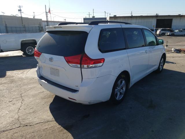 Photo 3 VIN: 5TDKK3DC8DS299121 - TOYOTA SIENNA LE 