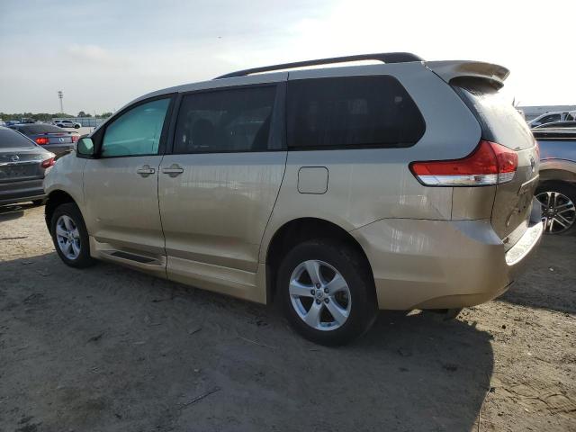 Photo 1 VIN: 5TDKK3DC8DS299359 - TOYOTA SIENNA LE 