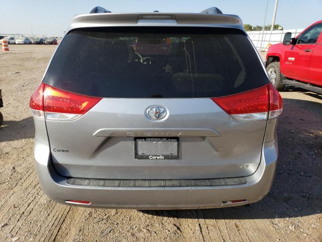 Photo 5 VIN: 5TDKK3DC8DS300929 - TOYOTA SIENNA LE 