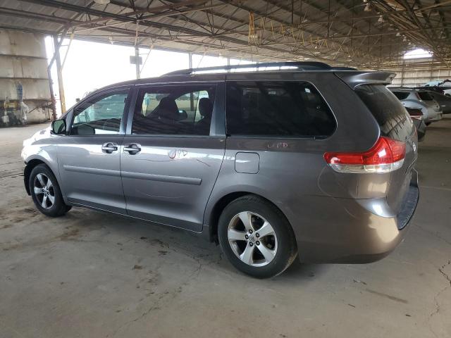 Photo 1 VIN: 5TDKK3DC8DS310117 - TOYOTA SIENNA LE 