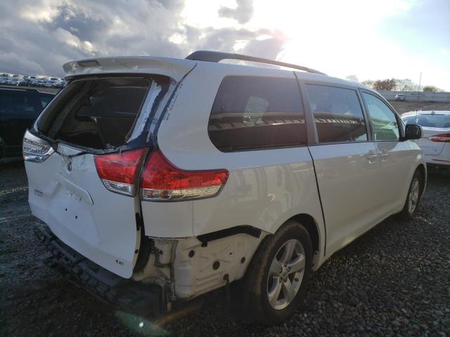 Photo 3 VIN: 5TDKK3DC8DS310263 - TOYOTA SIENNA LE 