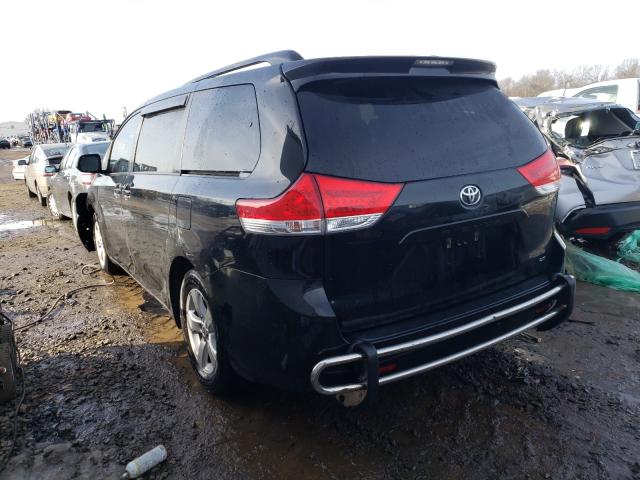 Photo 2 VIN: 5TDKK3DC8DS333378 - TOYOTA SIENNA LE 