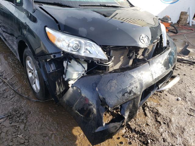 Photo 8 VIN: 5TDKK3DC8DS333378 - TOYOTA SIENNA LE 