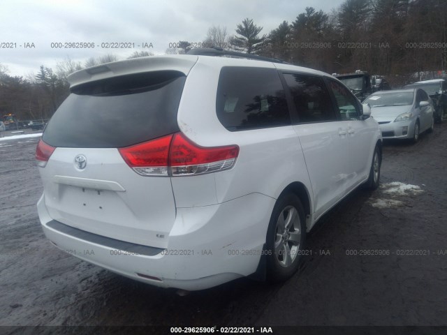 Photo 3 VIN: 5TDKK3DC8DS337981 - TOYOTA SIENNA 