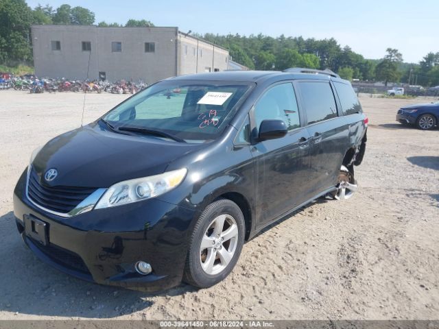 Photo 1 VIN: 5TDKK3DC8DS345689 - TOYOTA SIENNA 