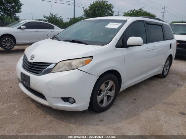 Photo 1 VIN: 5TDKK3DC8DS370009 - TOYOTA SIENNA 