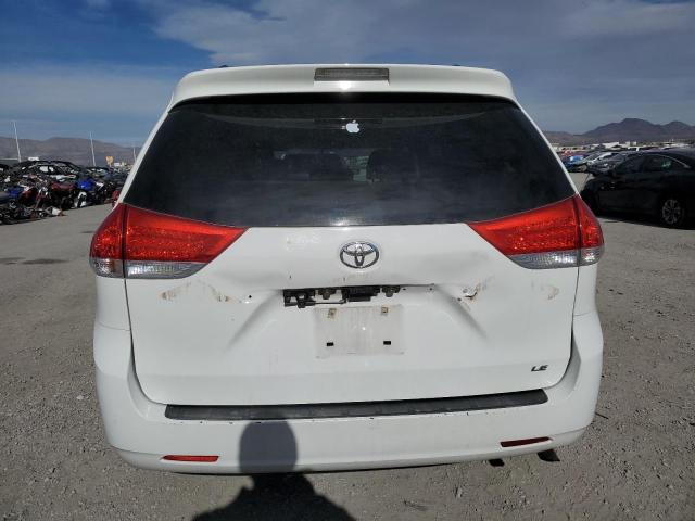 Photo 5 VIN: 5TDKK3DC8DS374304 - TOYOTA SIENNA LE 