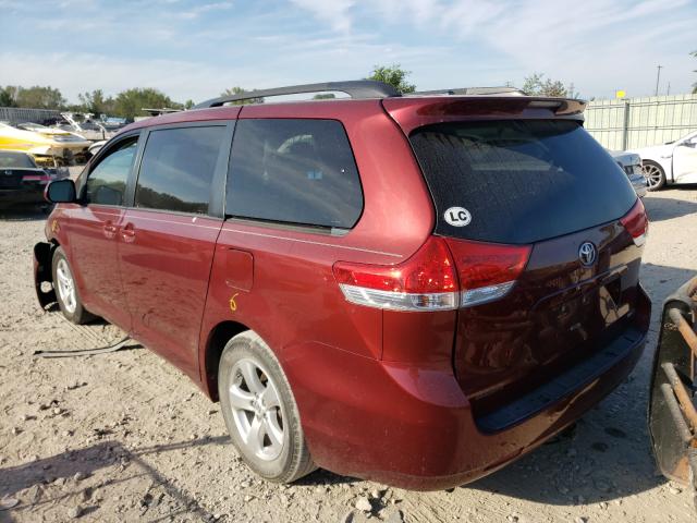 Photo 2 VIN: 5TDKK3DC8DS376103 - TOYOTA SIENNA LE 