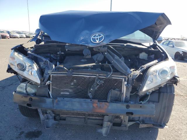 Photo 4 VIN: 5TDKK3DC8DS389109 - TOYOTA SIENNA LE 