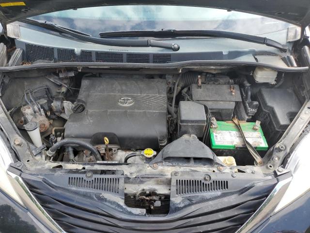 Photo 11 VIN: 5TDKK3DC8DS390714 - TOYOTA SIENNA LE 