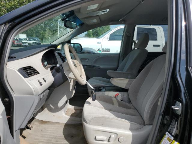 Photo 6 VIN: 5TDKK3DC8DS390714 - TOYOTA SIENNA LE 