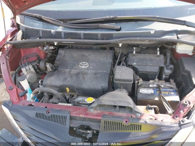 Photo 9 VIN: 5TDKK3DC8DS401839 - TOYOTA SIENNA 