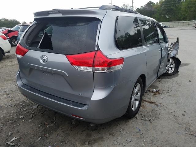 Photo 3 VIN: 5TDKK3DC8DS403817 - TOYOTA SIENNA LE 