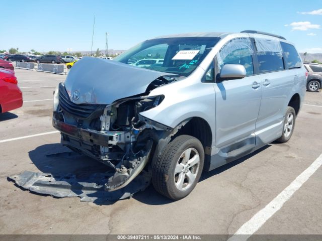 Photo 1 VIN: 5TDKK3DC8ES407707 - TOYOTA SIENNA LE 