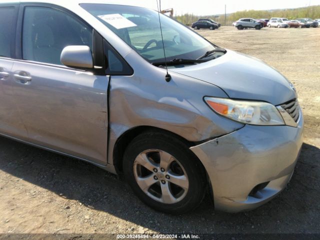 Photo 5 VIN: 5TDKK3DC8ES409568 - TOYOTA SIENNA 