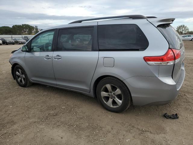 Photo 1 VIN: 5TDKK3DC8ES437256 - TOYOTA SIENNA LE 