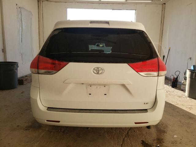 Photo 5 VIN: 5TDKK3DC8ES465767 - TOYOTA SIENNA LE 