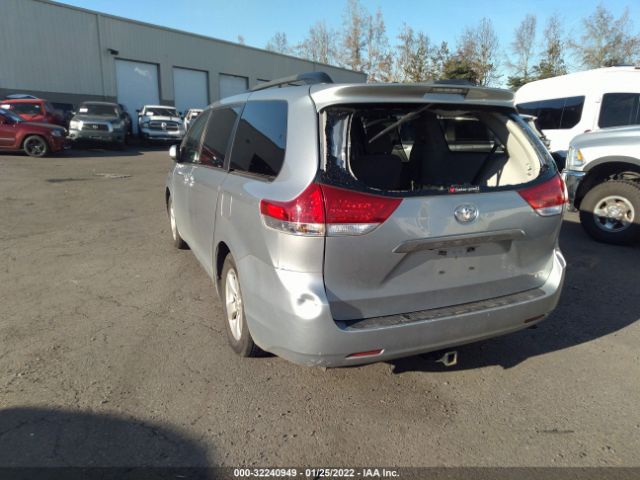 Photo 2 VIN: 5TDKK3DC8ES473528 - TOYOTA SIENNA 