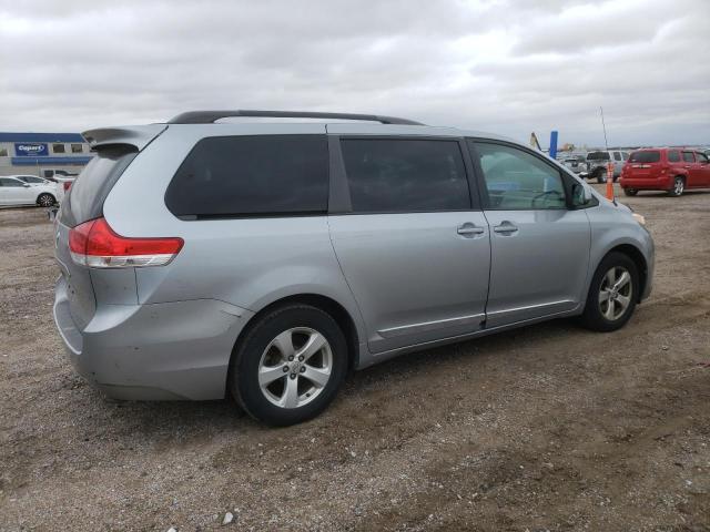 Photo 2 VIN: 5TDKK3DC8ES524302 - TOYOTA SIENNA LE 